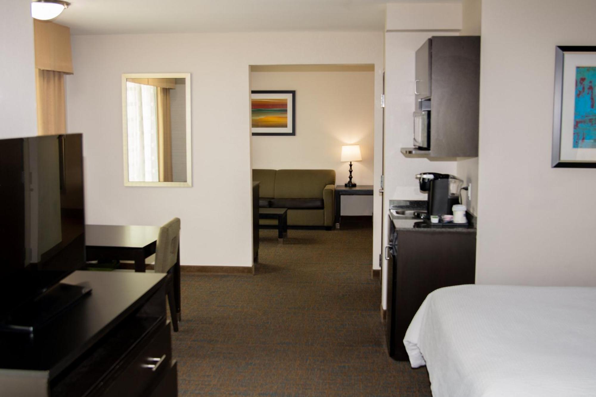Holiday Inn Express & Suites Bakersfield Airport By Ihg Kültér fotó